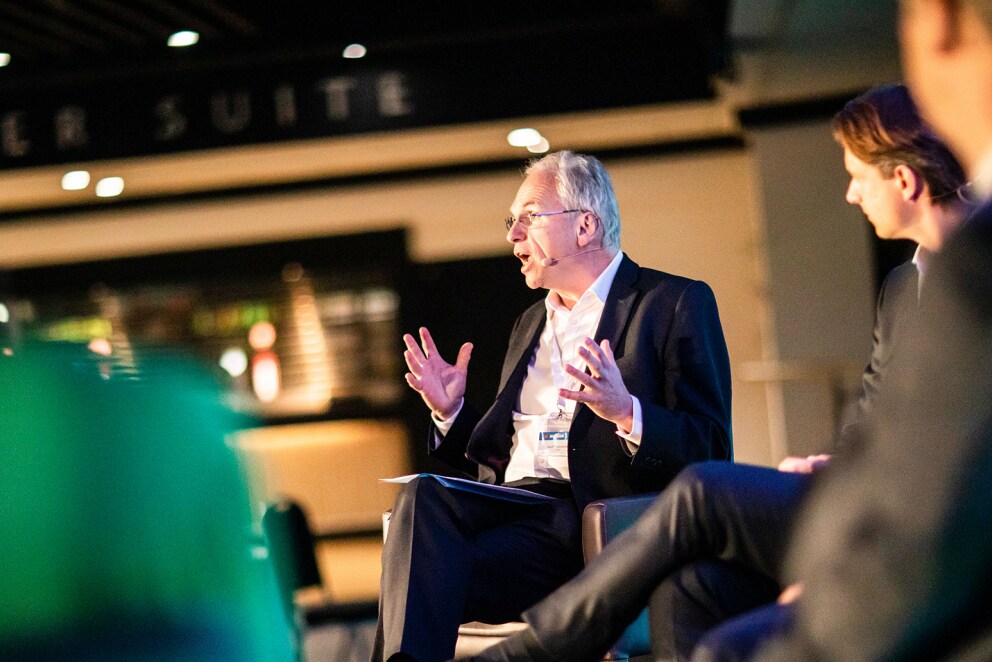 Collection of images from the event 